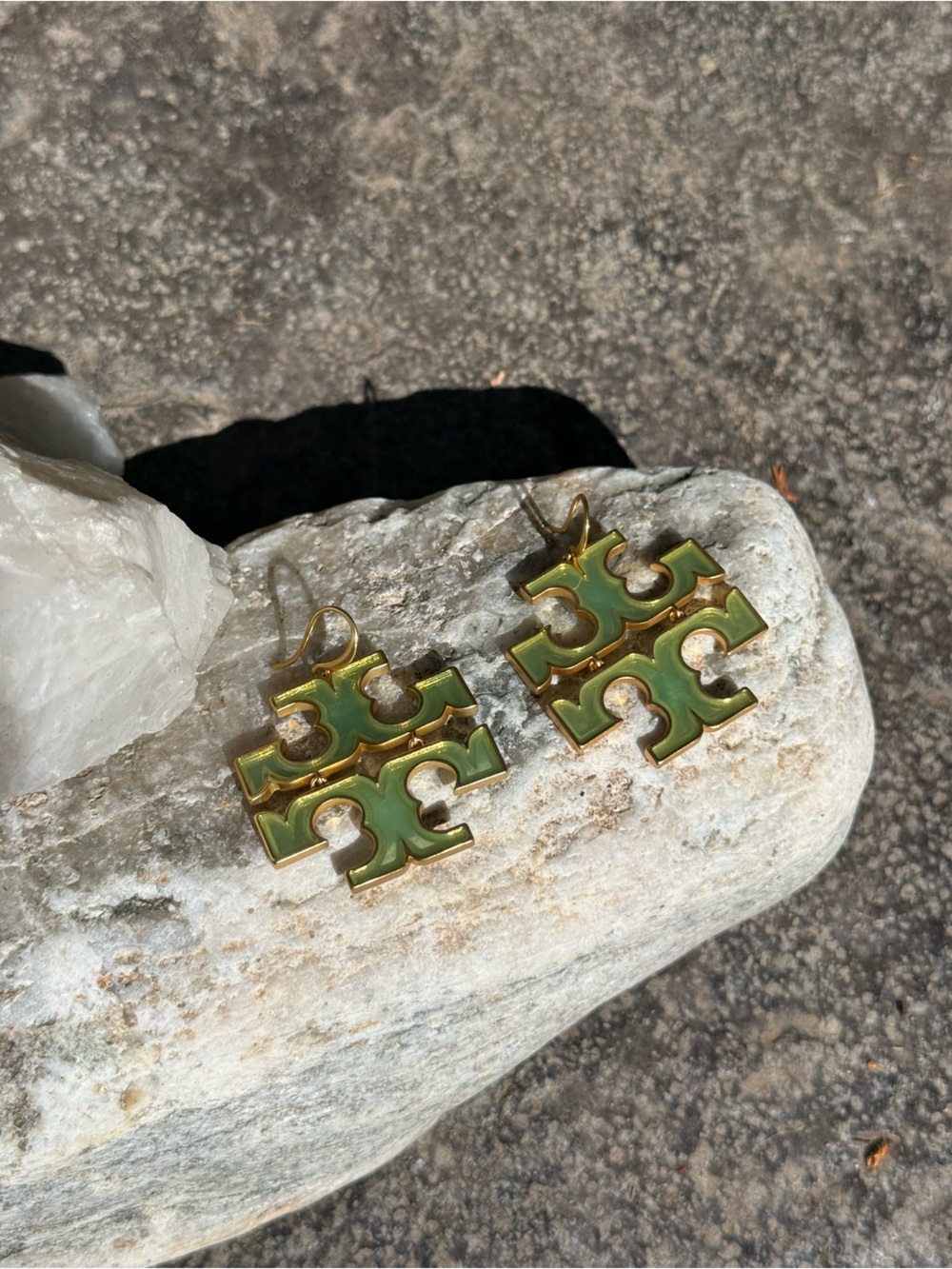Tory Burch Gold-Tone Green Enamel Logo Drop Earrings